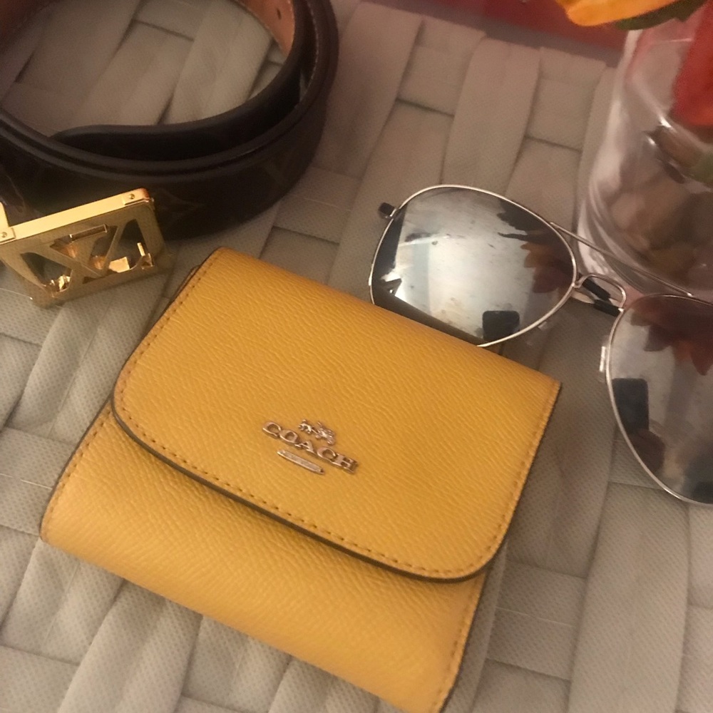 🌾🍀🌼🌼Coach wallet🌼🌾🌻